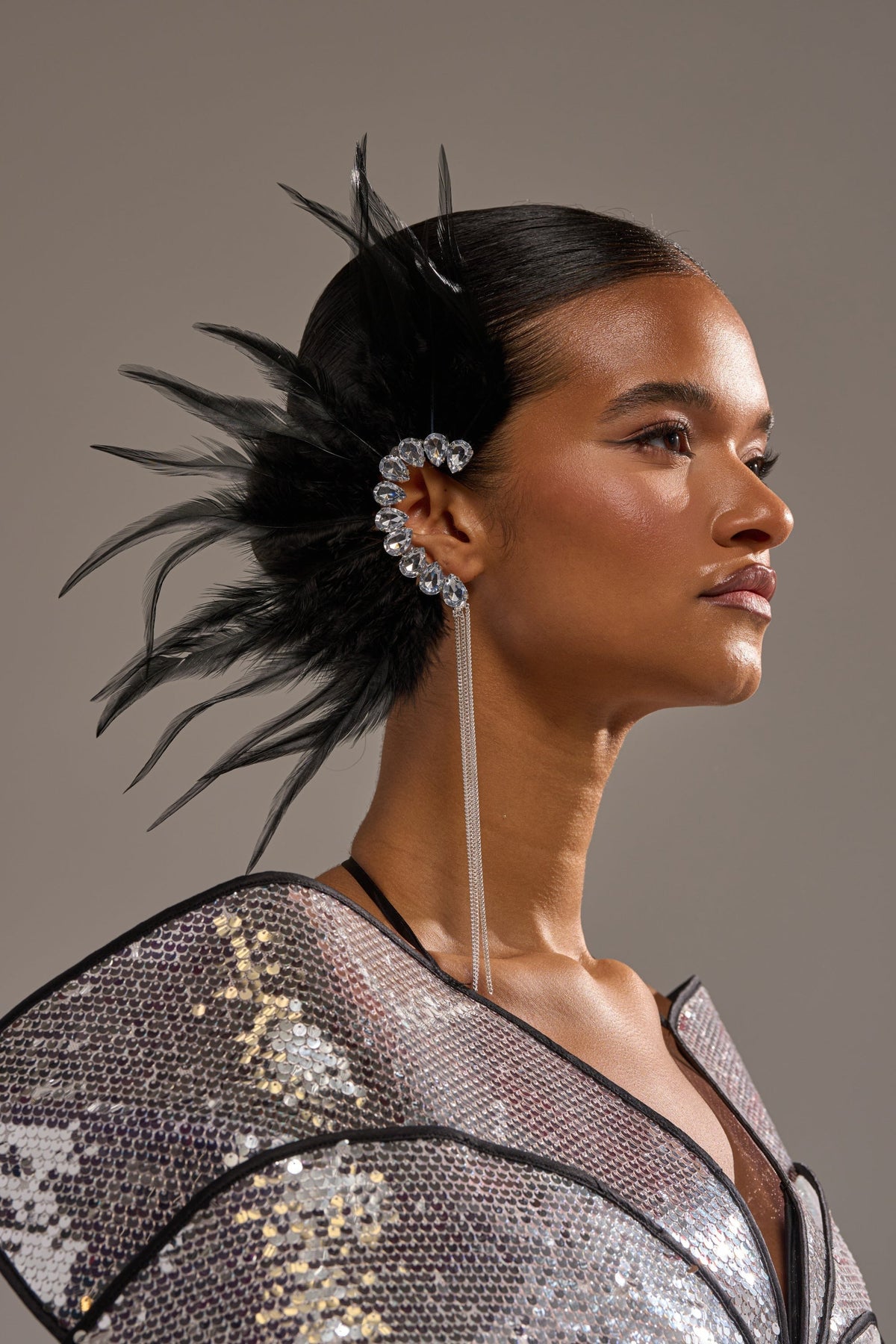 GLAM BIRD BLACK FEATHER EAR CUFF IN BLACK SILVER