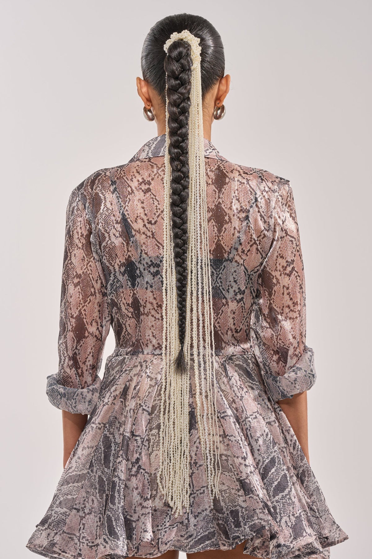 PURE VIBES PEARL HAIR ACCESSORY