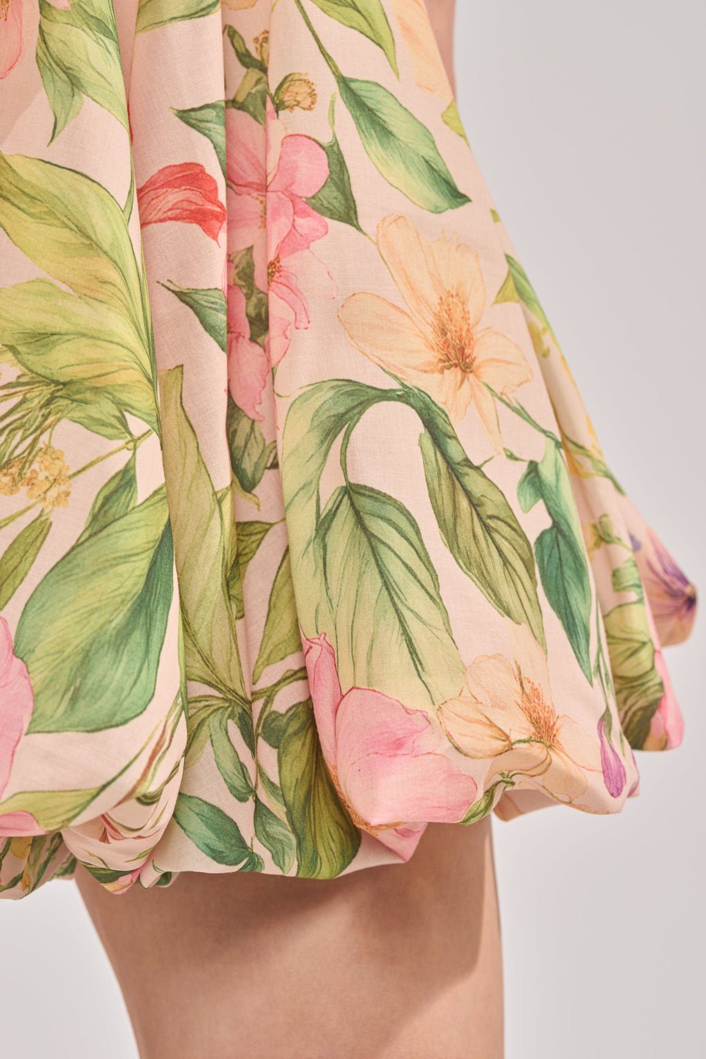 SOFT LAUNCH FLORAL MINI DRESS IN BEIGE