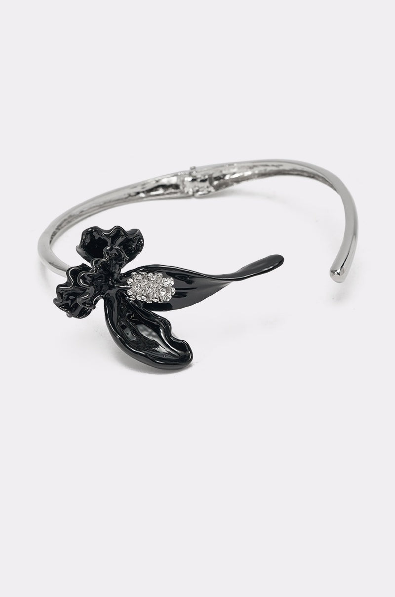 FULL BLOOM NECKLACE