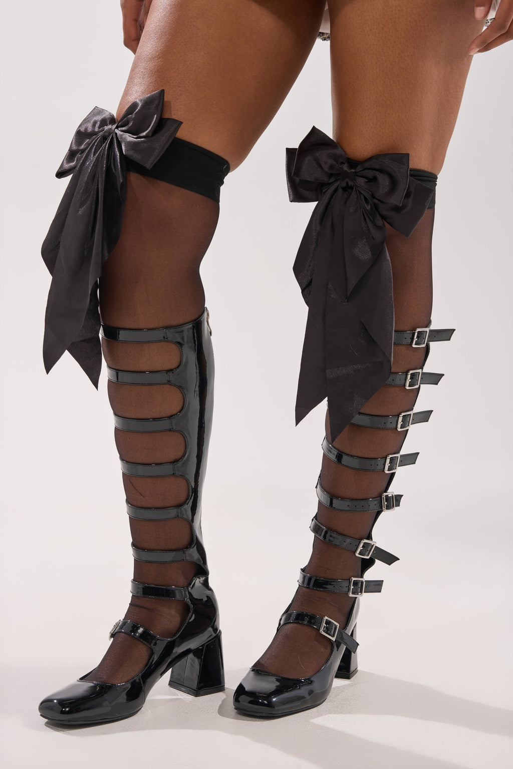 DRESS ME UP BOW STOCKINGS