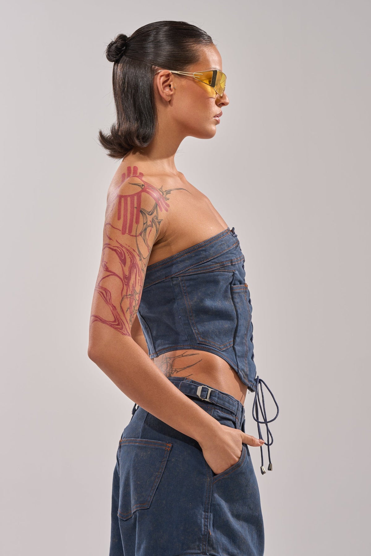 BOLD LACE UP CORSET