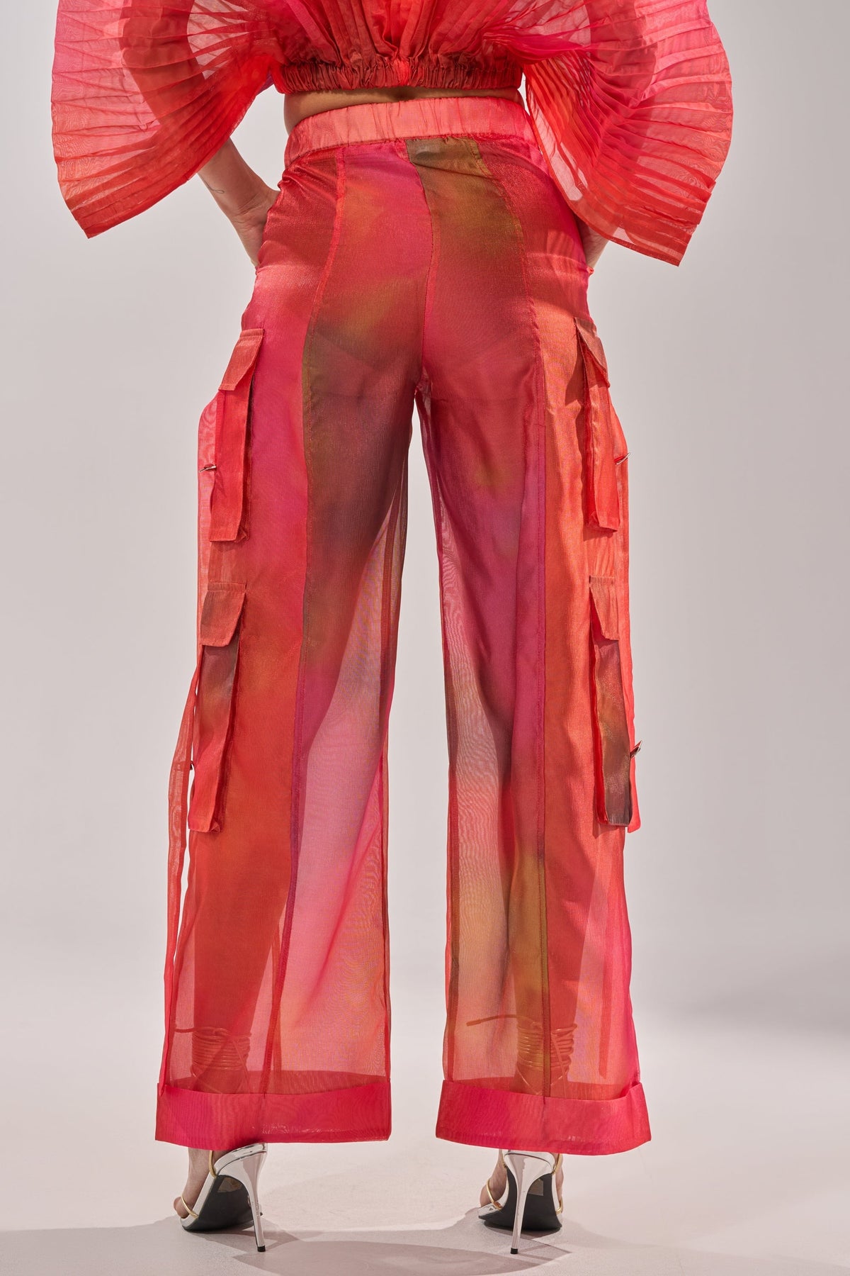 STAINED RED LIGHTWEIGHT CARGO PANT