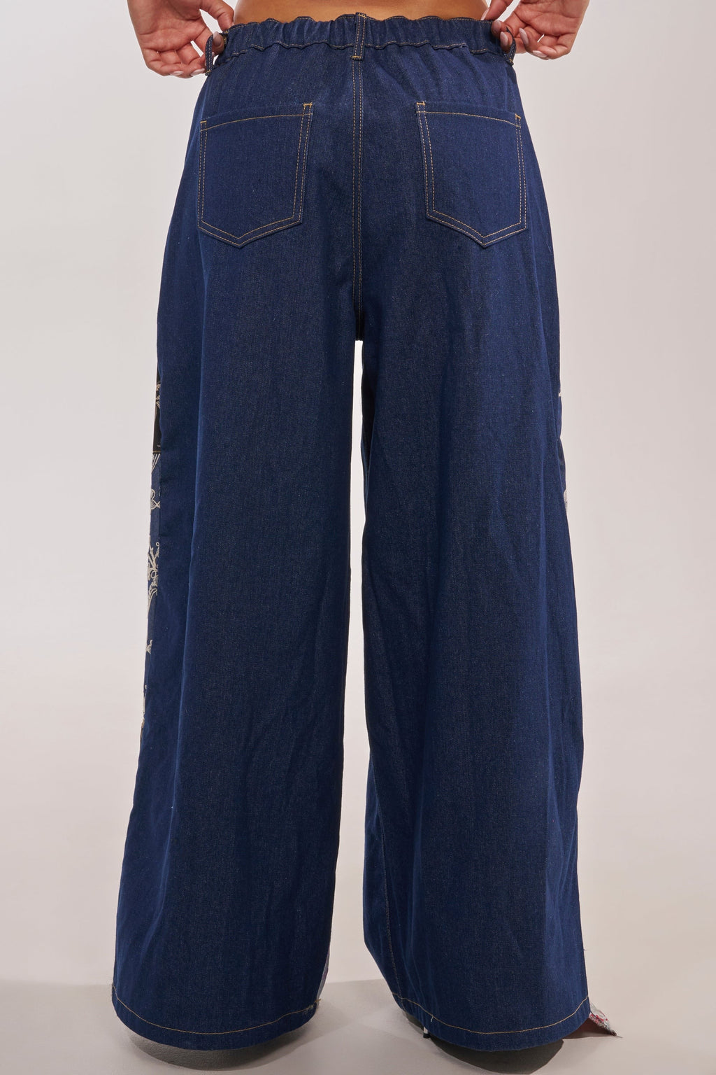 EMOTIONLESS TROUSER