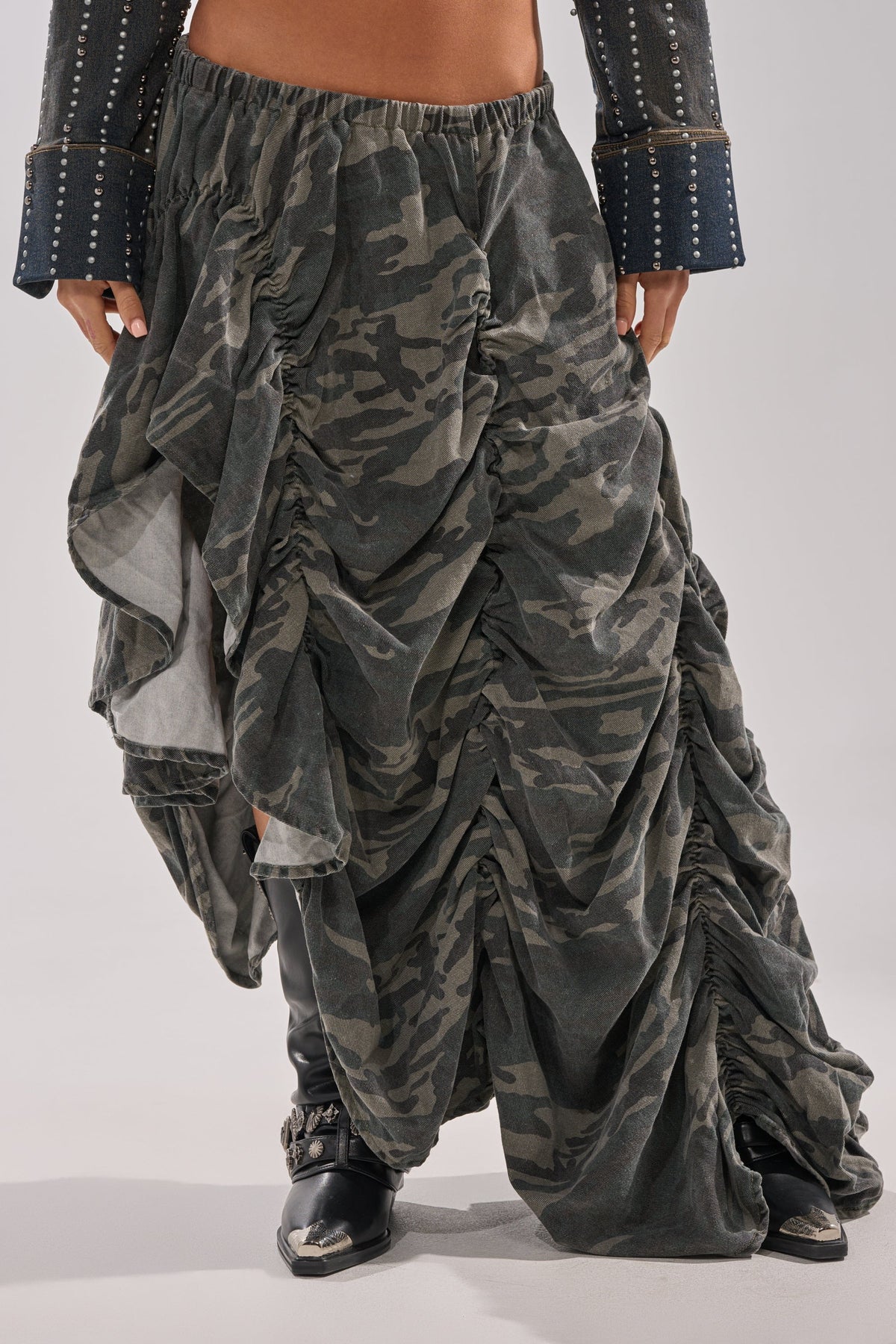 LETS CHANGE IT UP RUCHED MIDI SKIRT IN CAMO